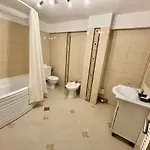 ホテル Mon Caprice 3*