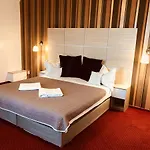 Mon Caprice ブカレスト