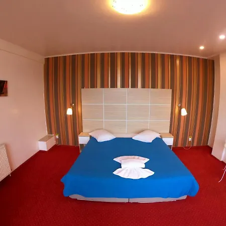 Hotel Mon Caprice 3*