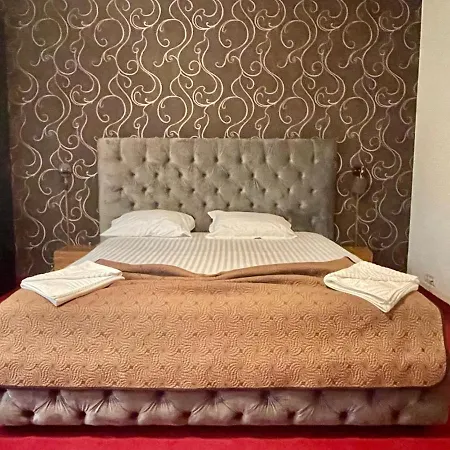Mon Caprice Hotel
