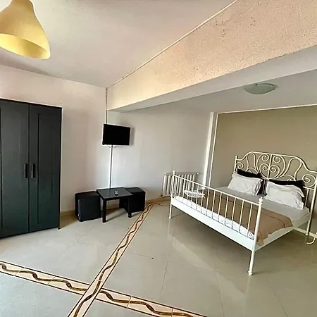 Hotel Mon Caprice 3*