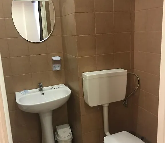 蒙卡普利斯酒店 布加勒斯特