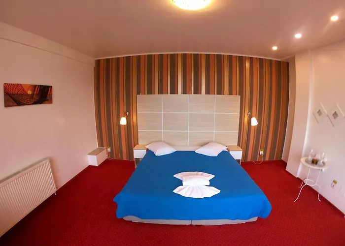 Hotel Mon Caprice 3*